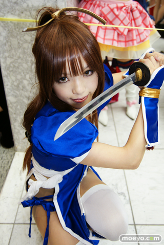Illustration for article titled More Cosplayers To Poke Your Eyes Out
